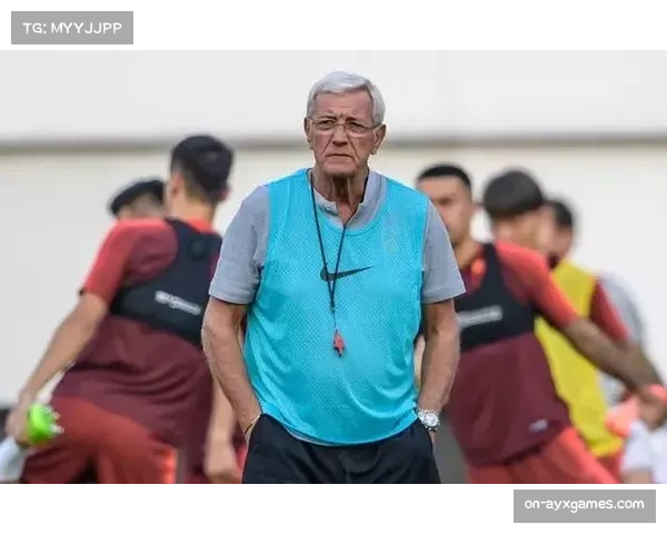 “罗马队长佩莱格里尼恢复合练，有望在月末关键战役中复出”